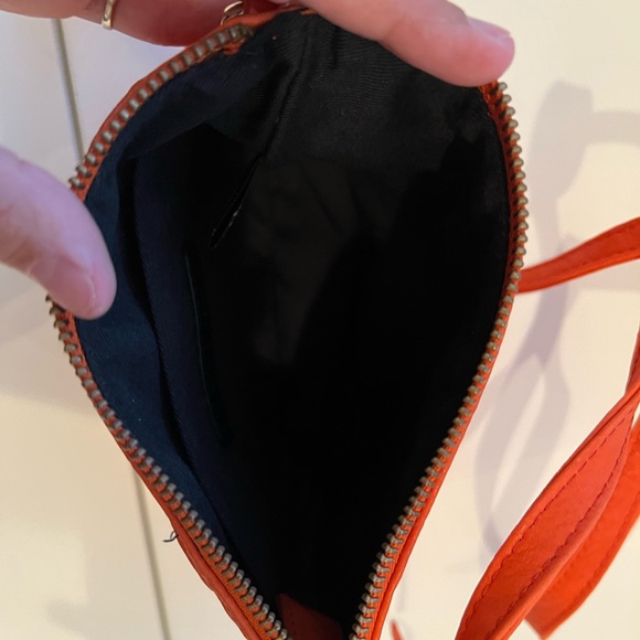 BCBG Crossbody Purse - Picture 3 of 4